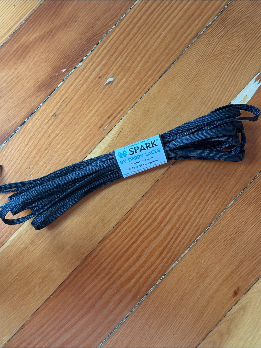 SPARK by Derby Laces Flat Shoelaces in Metallic Black